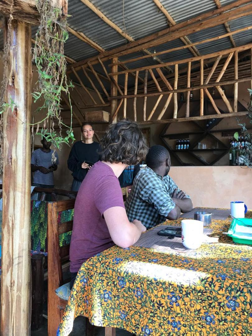 Om Hostel Bunyonyi Kabale Eksteriør billede