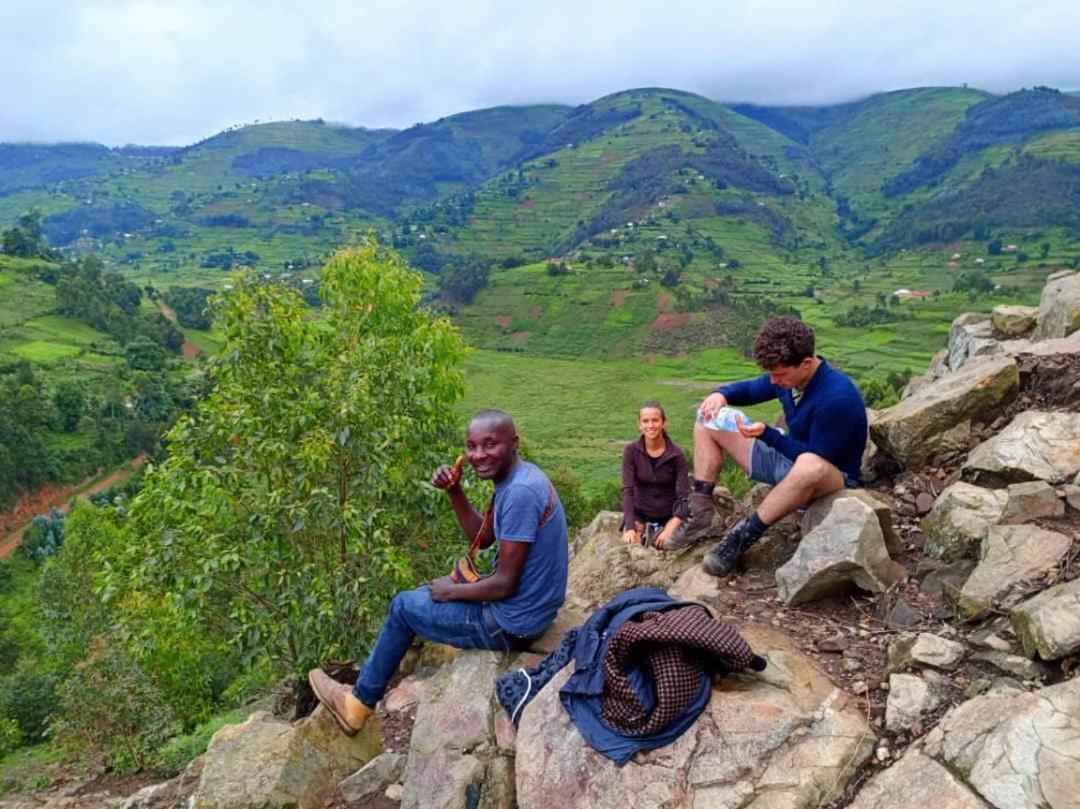 Om Hostel Bunyonyi Kabale Eksteriør billede