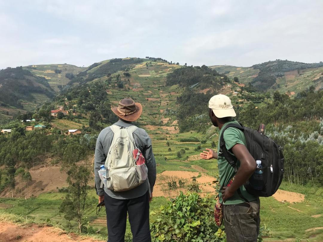 Om Hostel Bunyonyi Kabale Eksteriør billede