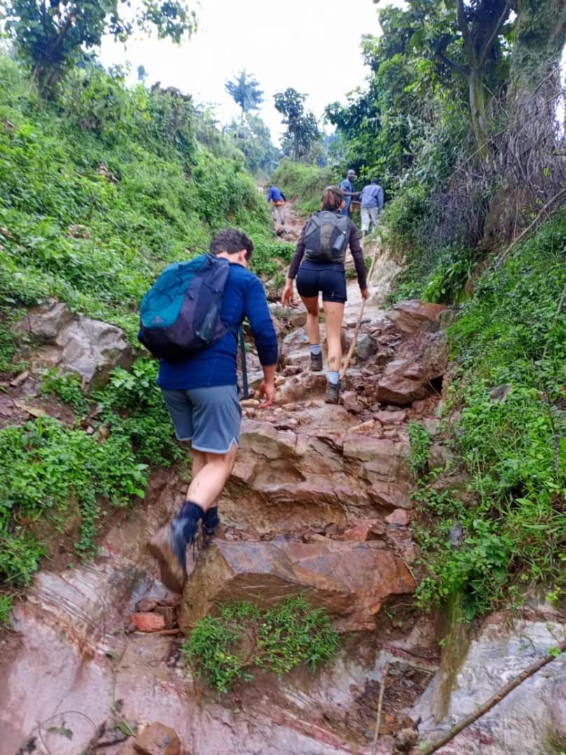Om Hostel Bunyonyi Kabale Eksteriør billede